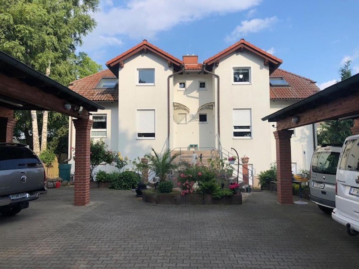 Ferien In Potsdam Apartment Exterior photo